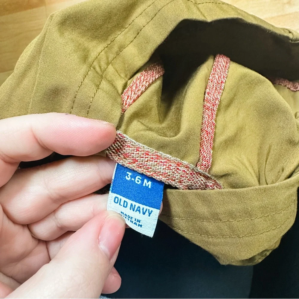 Old Navy adorable lightweight